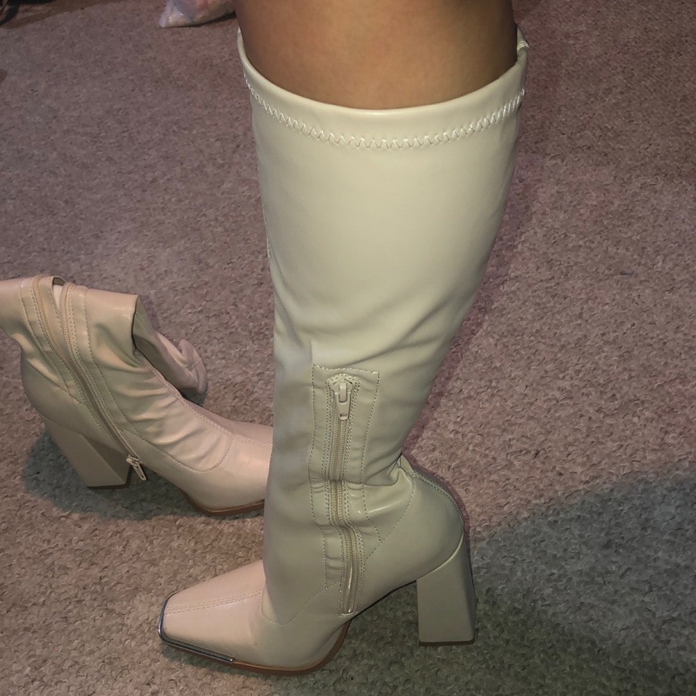 FashionNova boots